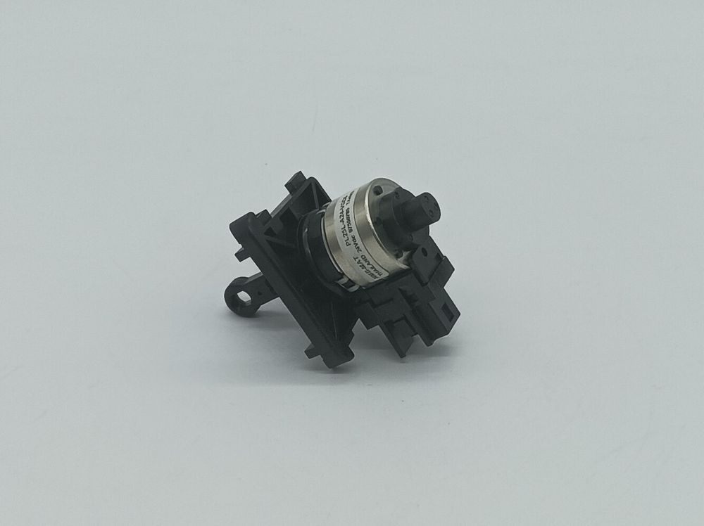 Сервопривод Bosch/Junkers ZSA/ZWB/ZWC/ZSC  арт 87160113600